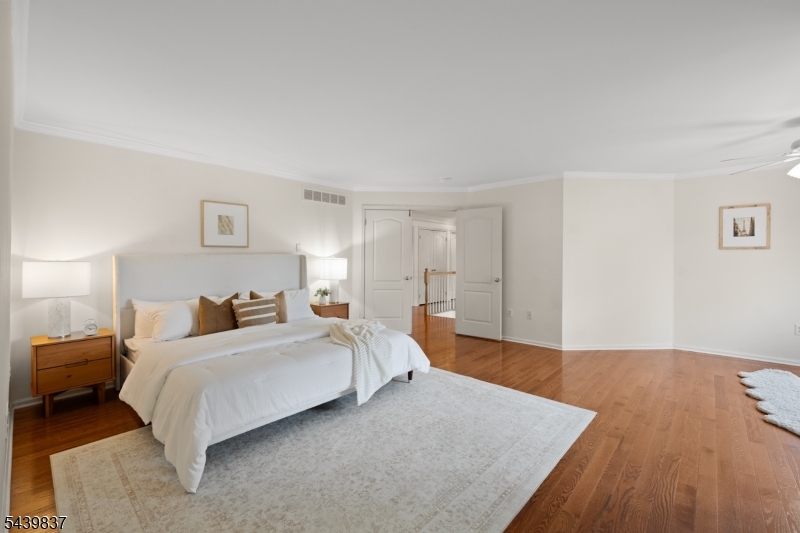 Montgomery Chase - Residential