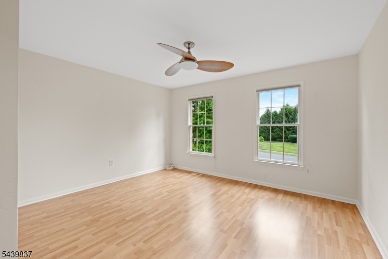 Montgomery Chase - Residential