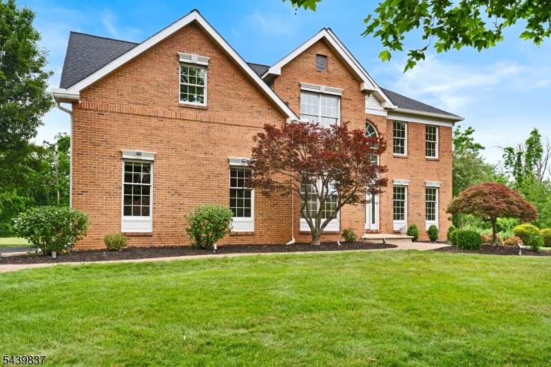 Montgomery Chase - Residential