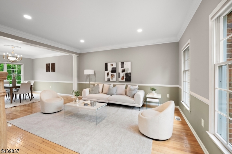 Montgomery Chase - Residential