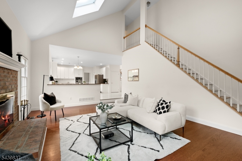 Montgomery Chase - Residential