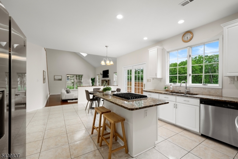 Montgomery Chase - Residential