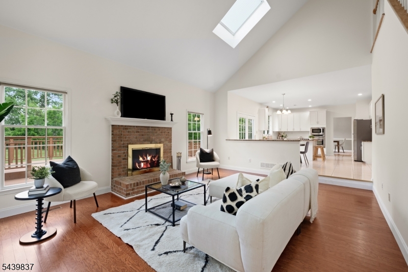 Montgomery Chase - Residential