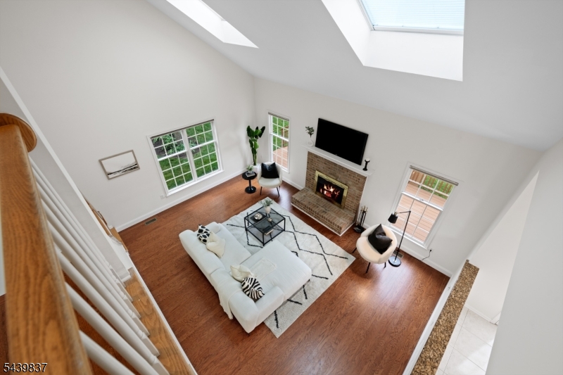 Montgomery Chase - Residential