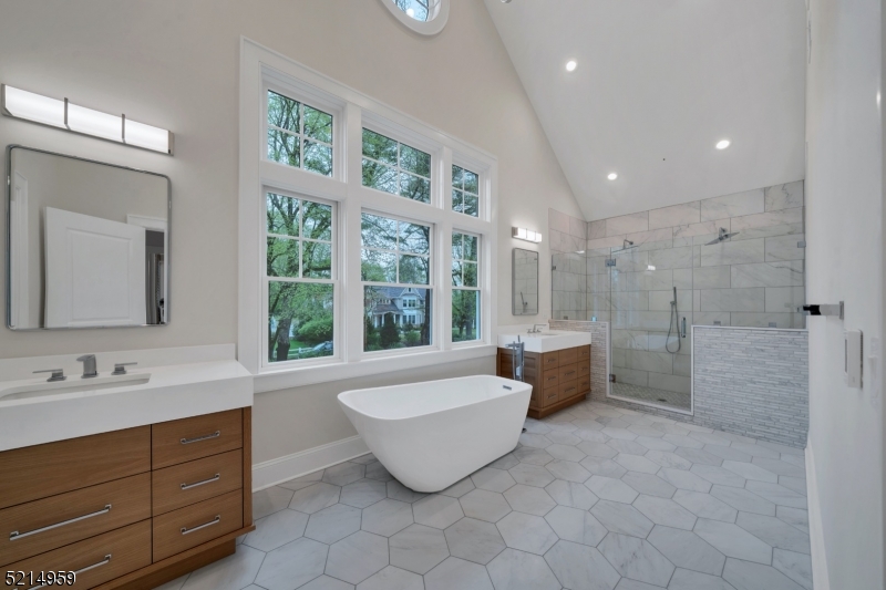 Linden Lane - Residential
