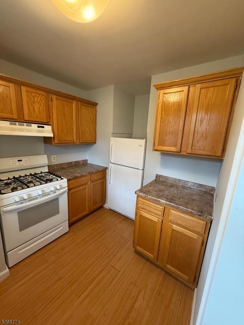 Gordonhurst Village Apts - Residential Lease