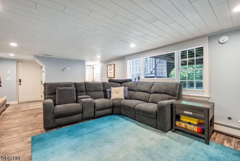 Pines Lake - Residential