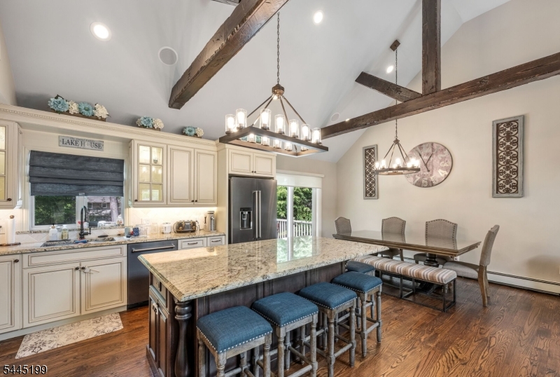 Pines Lake - Residential