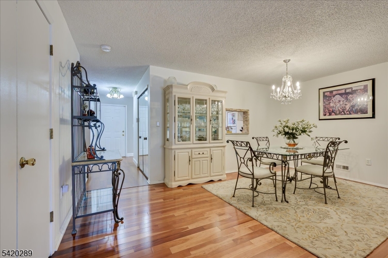 Governors Pointe 2 - Residential
