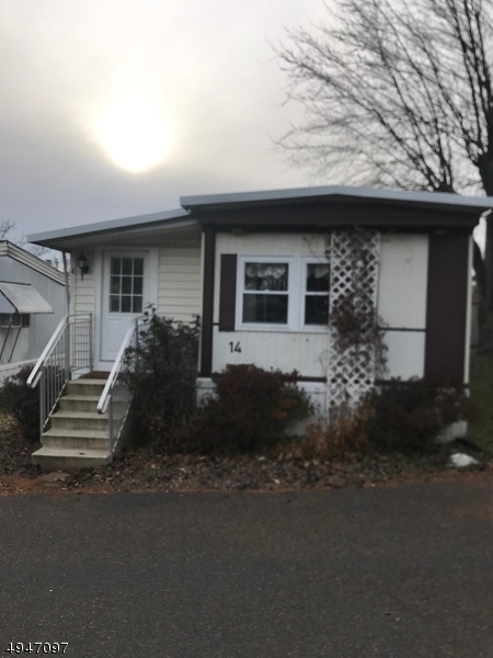 55 PLUS COMMUNITY!  Completely renovated one bedroom home. Brand new kitchen with Granite, Stainless Steel appliances and sitting area. Bathroom completed renovated. 55 plus only, no pets, no washer/dryer allowed.