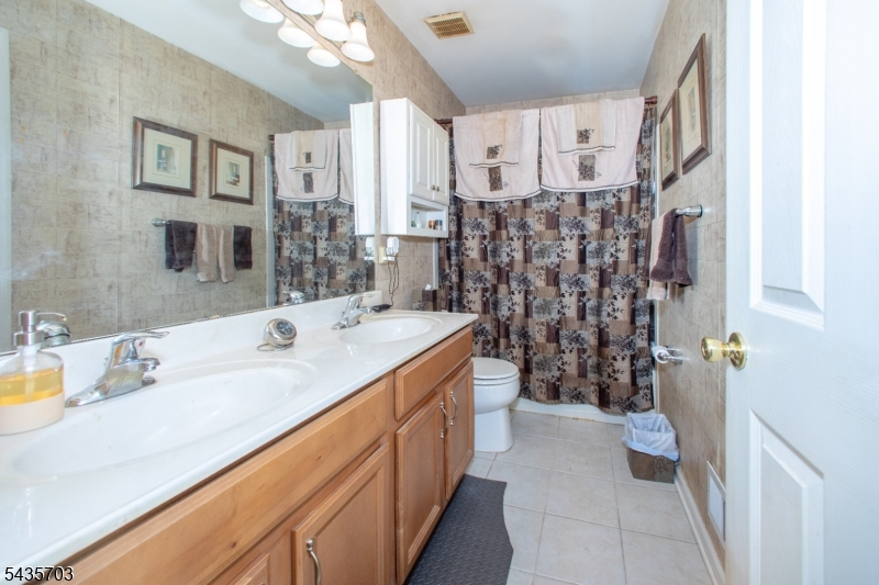 Fieldstone Ridge - Residential