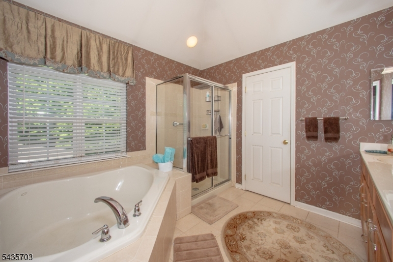 Fieldstone Ridge - Residential