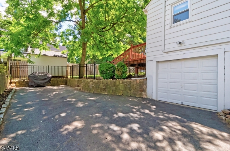 Burnham Park - Residential