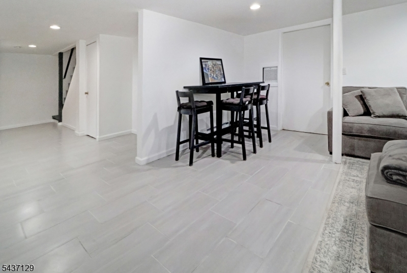 Burnham Park - Residential