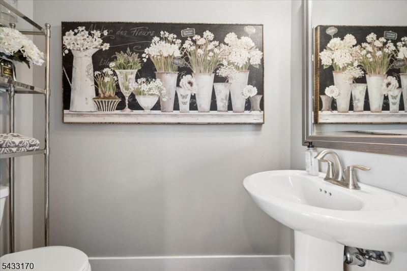 COLLECTION AT MORRISTOWN - Residential