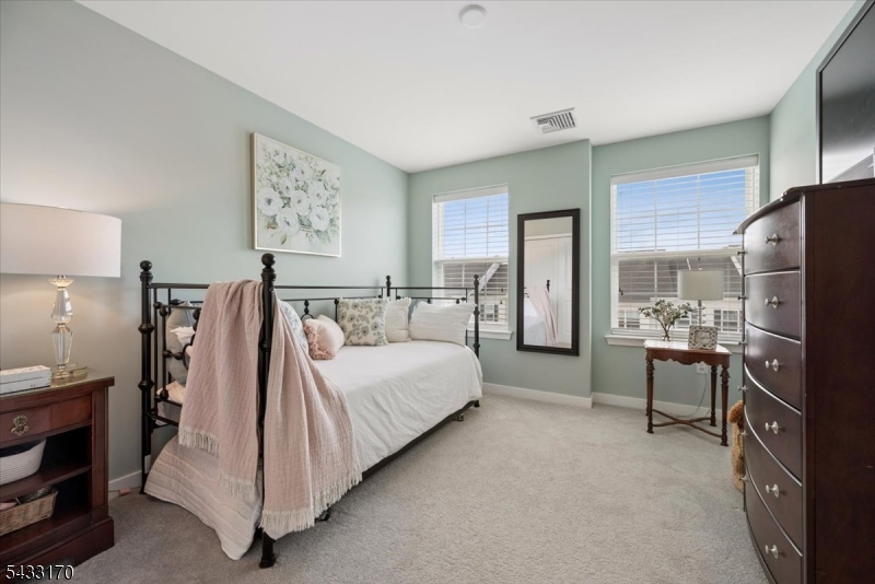 COLLECTION AT MORRISTOWN - Residential