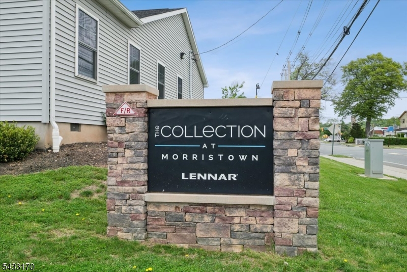 COLLECTION AT MORRISTOWN - Residential