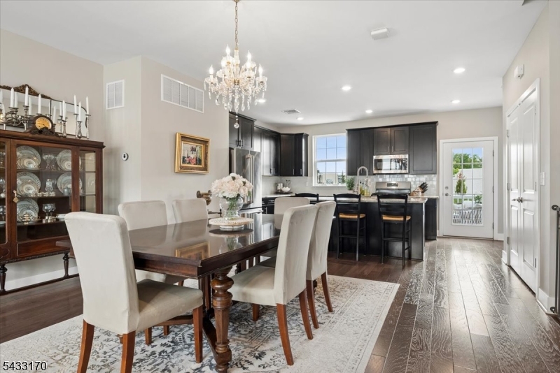 COLLECTION AT MORRISTOWN - Residential