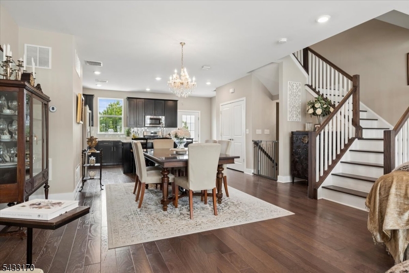 COLLECTION AT MORRISTOWN - Residential