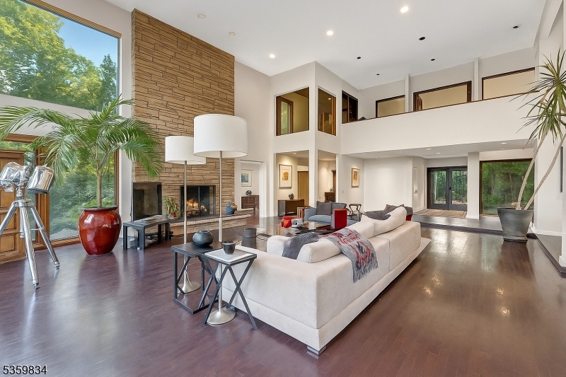 Llewellyn Park - Residential