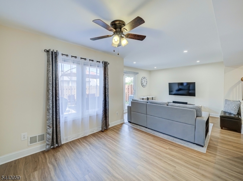 Sun Ridge - Residential