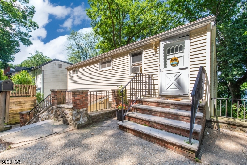 Indian Lake - Residential Lease