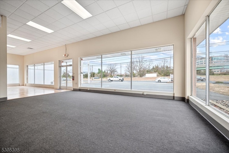 RT 22 EAST CORRIDORE - Commercial Sale