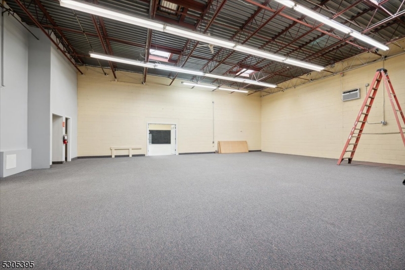 RT 22 EAST CORRIDORE - Commercial Sale