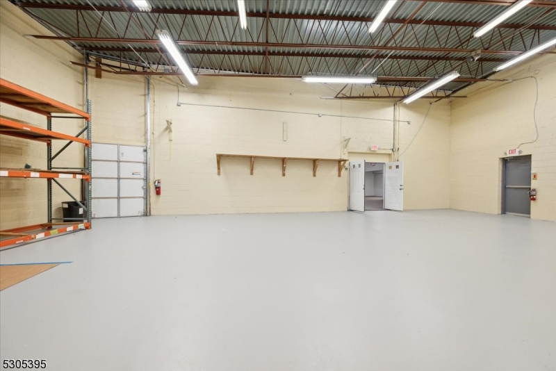 RT 22 EAST CORRIDORE - Commercial Sale