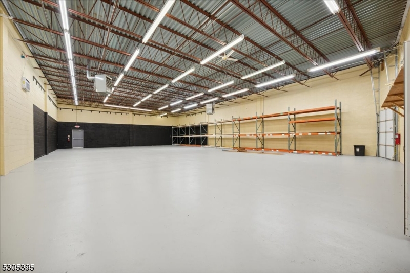 RT 22 EAST CORRIDORE - Commercial Sale