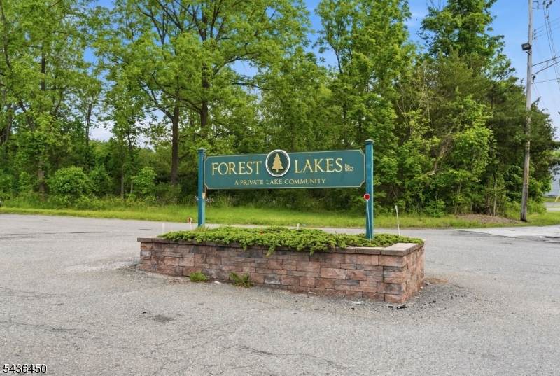 Forest Lakes - Residential