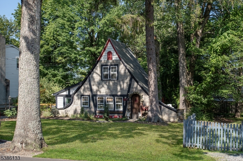LAKE MOHAWK - Residential