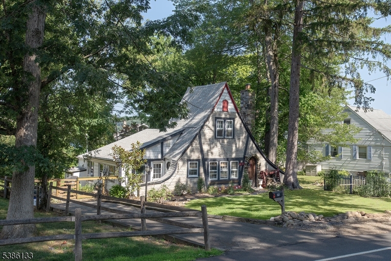 LAKE MOHAWK - Residential