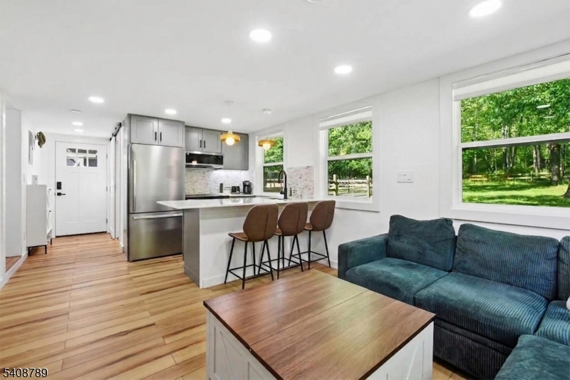 Lake Road - Residential