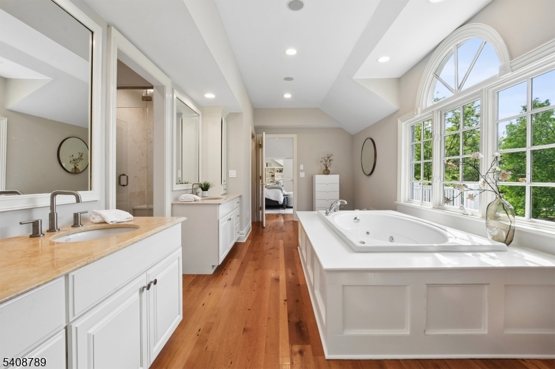 Lake Road - Residential