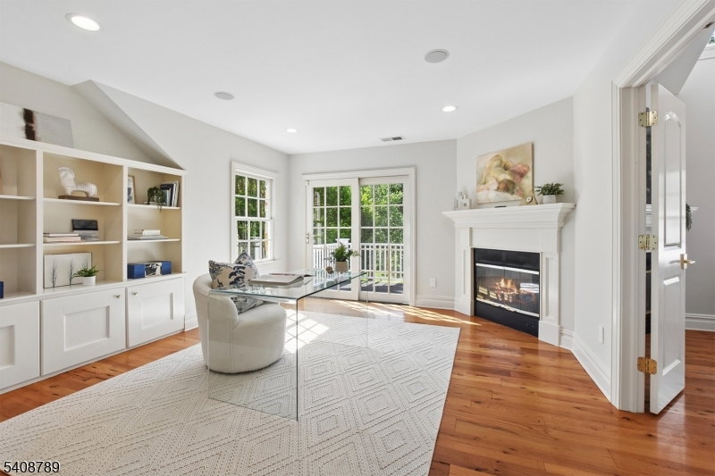 Lake Road - Residential