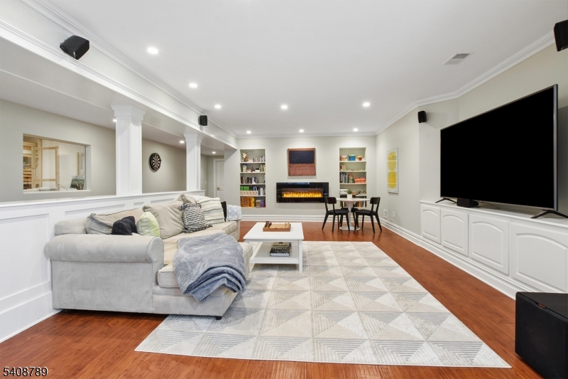 Lake Road - Residential