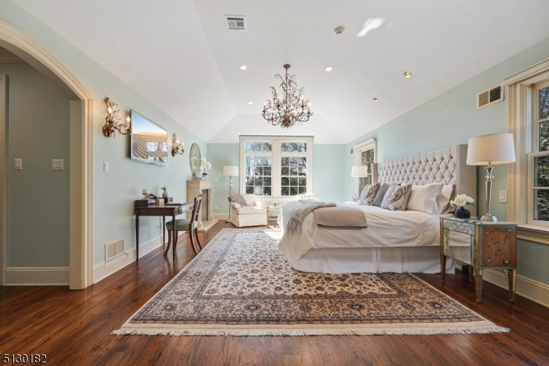 Old Short Hills - Residential