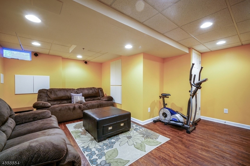 Maple Grove - Residential