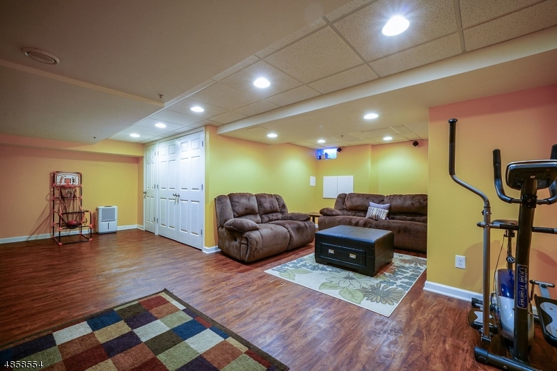 Maple Grove - Residential