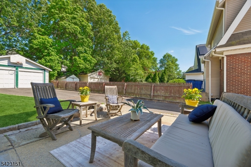 College Hill - Residential
