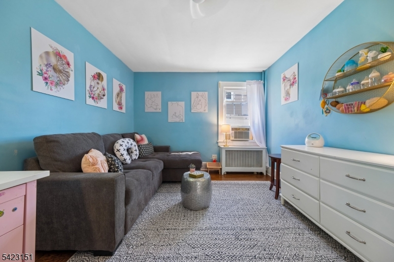 College Hill - Residential