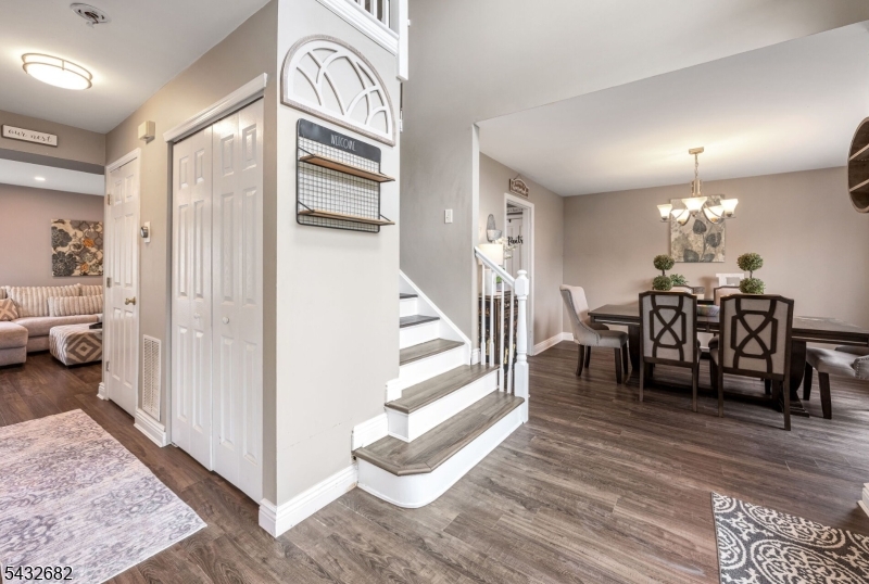 WATERS EDGE - Residential