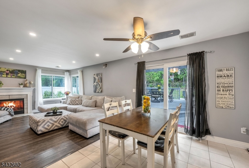 WATERS EDGE - Residential