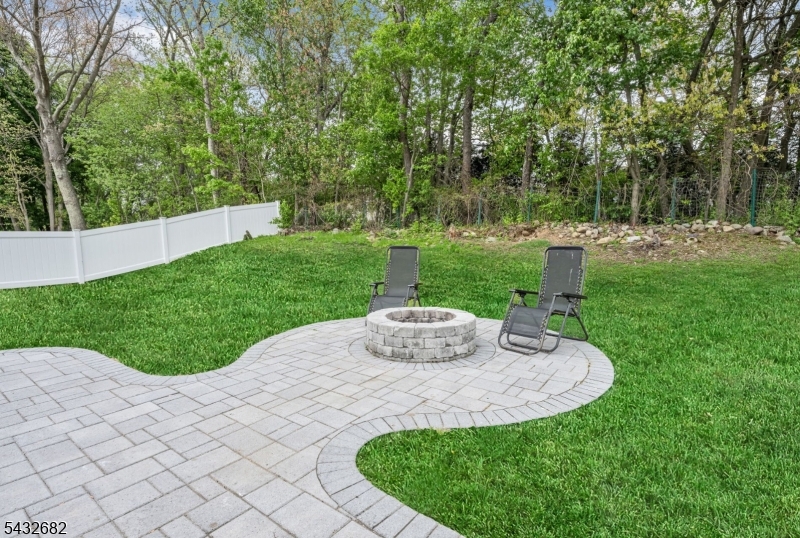 WATERS EDGE - Residential