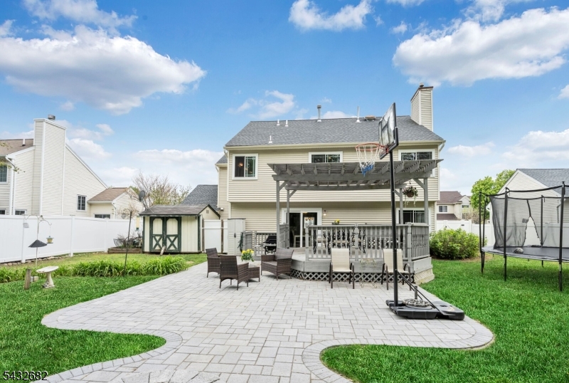 WATERS EDGE - Residential