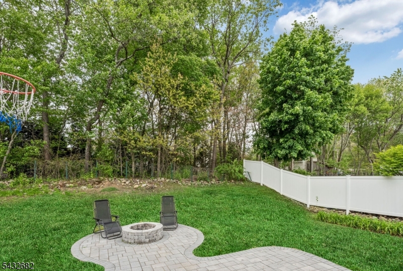 WATERS EDGE - Residential