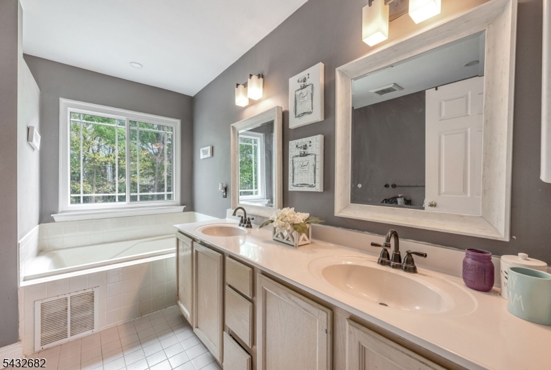 WATERS EDGE - Residential