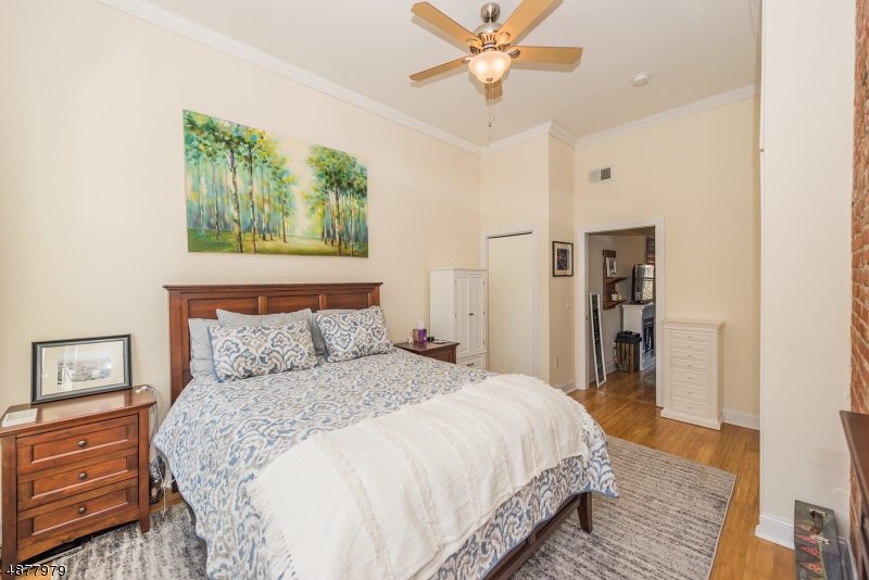 Sherman Arms - Residential
