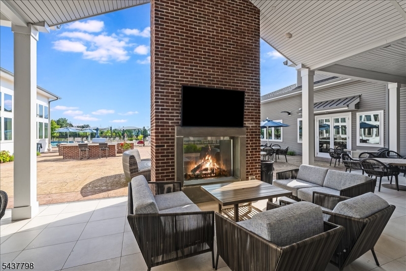Del Webb - Residential